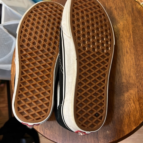 Black vans size 6.5 - Picture 2 of 4